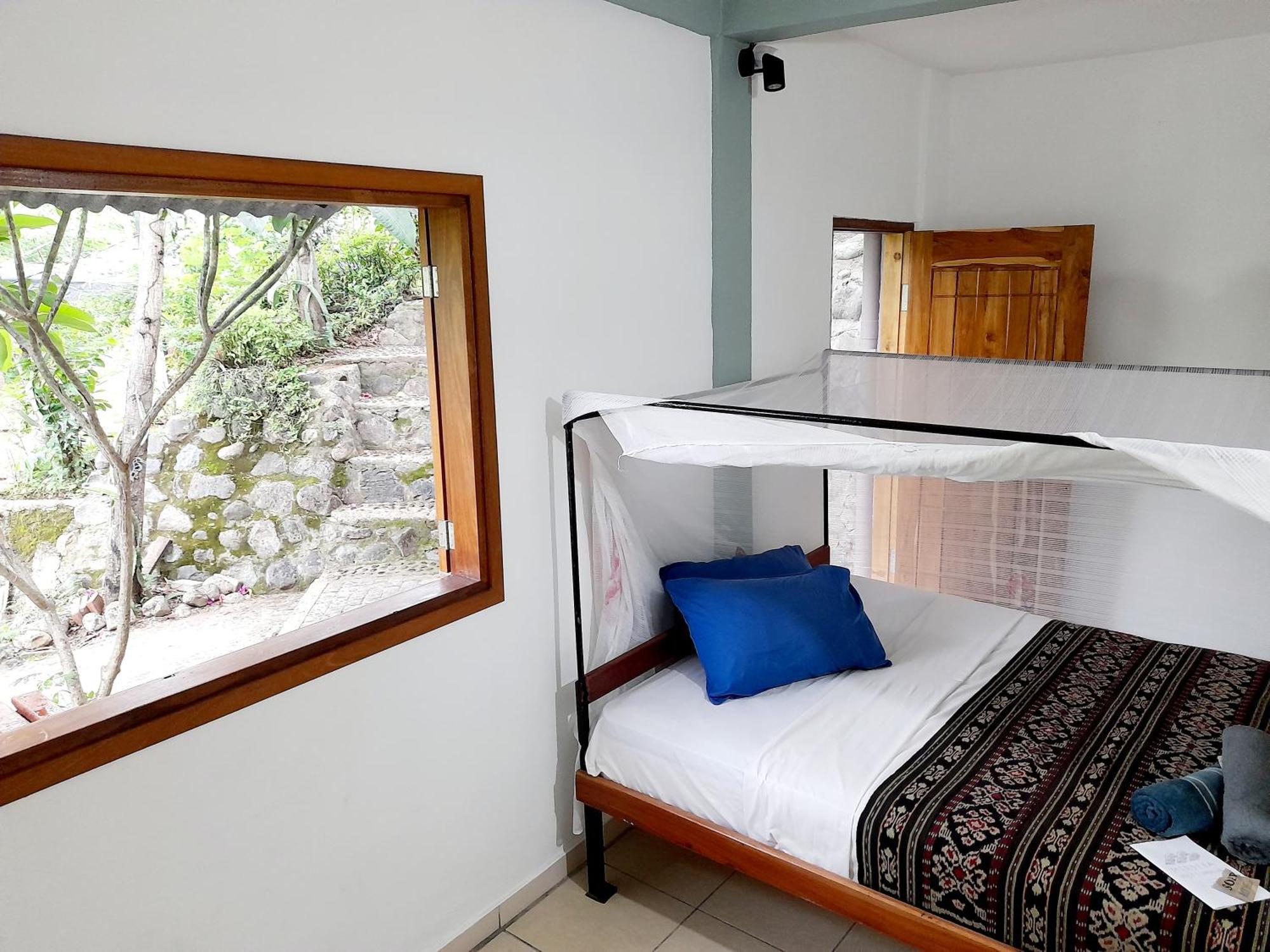 Merdeka House Maluk Room photo